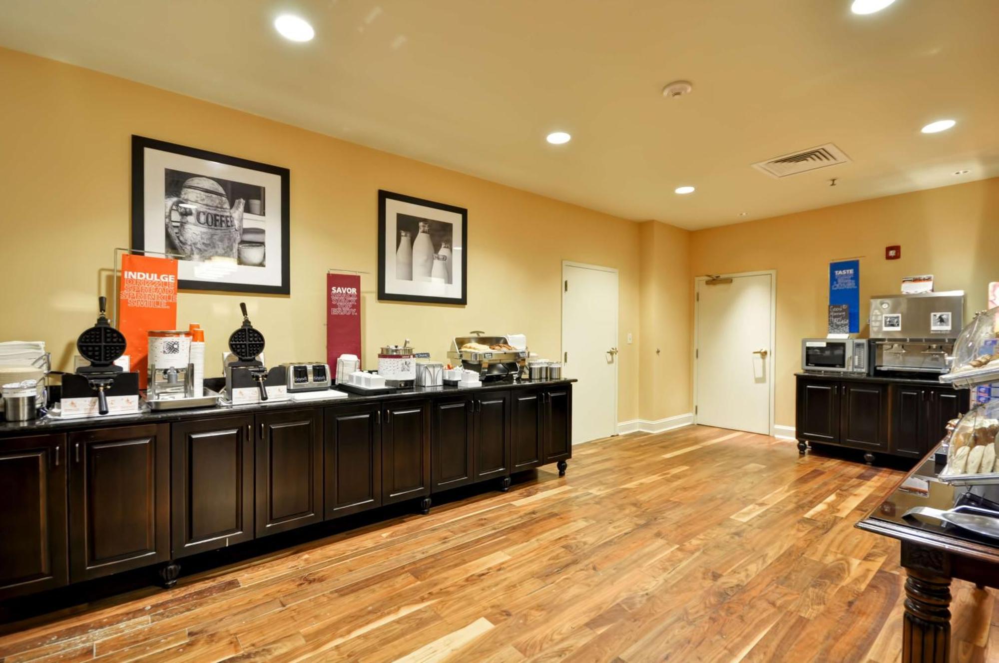 Hampton Inn & Suites North Charleston-University Boulevard Extérieur photo